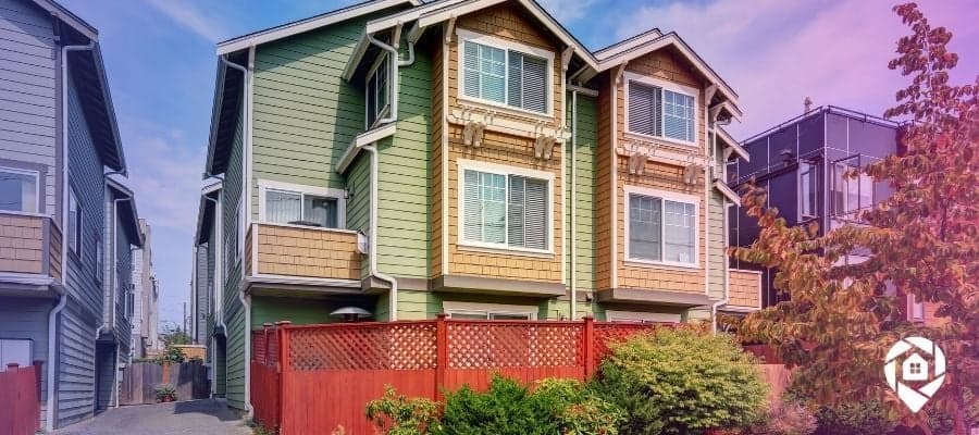 A neighborhood of subdivided houses.