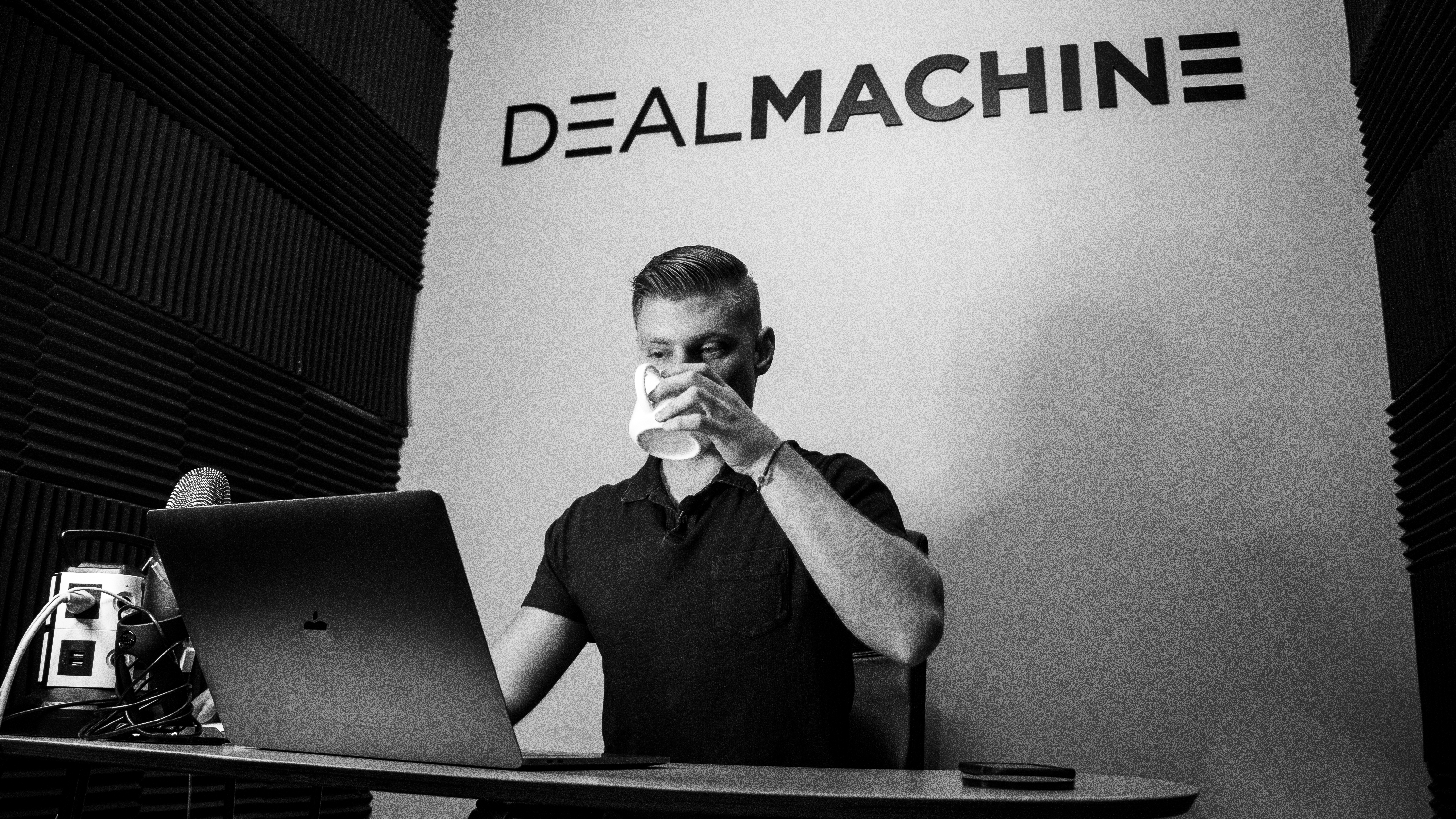 How To Use DealMachine Workflows (Use Cases + Examples)