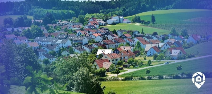 How to Build Passive Income with Real Estate Even If You’re Still Working Full Time