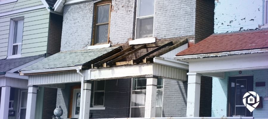 Why Distressed Homes Are Real Estate Gold