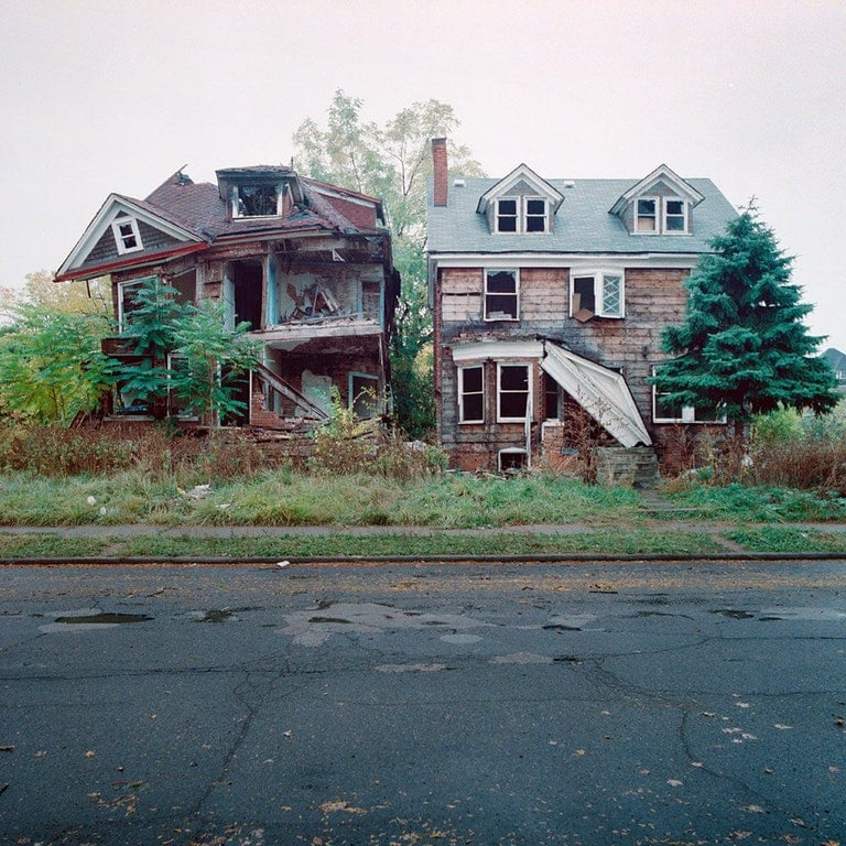 Abandoned Houses: Detroit Neighbors Having a Halloween Decoration Competition